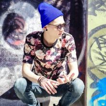 Korean Showy Flowers TEE (Color: Flower, Size: Please Select Size)