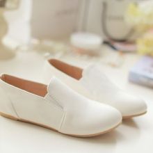 Korean Flat Shoes (Color: White)